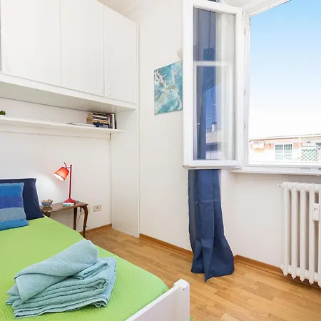 Apartament The Sunflower House *