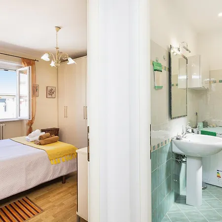 Apartament The Sunflower House